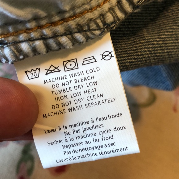 ALICE & YOU Size 26 Denim Shorts Floral Embroidered Fold-Hem  Distressing $69NEW - Picture 12 of 16